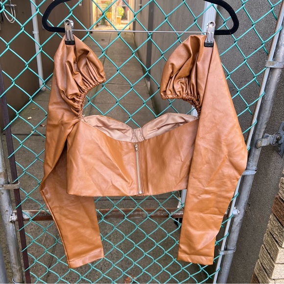 Camel Vegan Faux Leather Cropped Top M - Picture 10 of 14